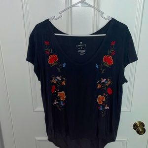 American Eagle super soft patterned tee